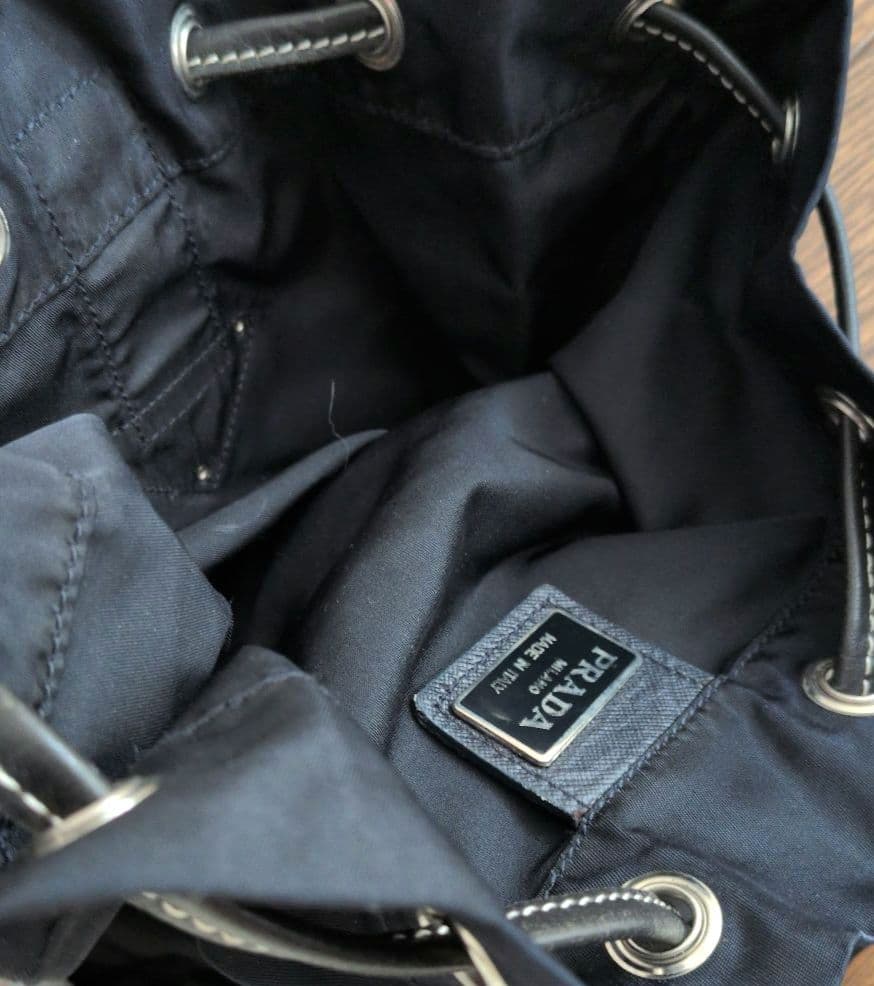 美品 PRADA 黒　ナイロン巾着 ボンサック リュック　ショルダーバッグ