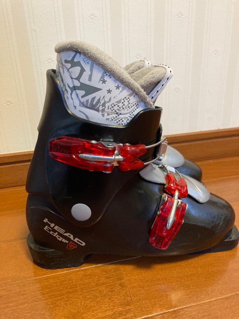 スキーセット（小学校低学年用） 板90cm、ブーツ22〜22.5cm、ストック他