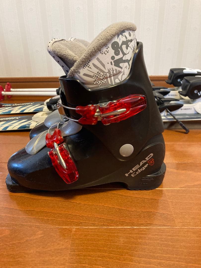 スキーセット（小学校低学年用） 板90cm、ブーツ22〜22.5cm、ストック他