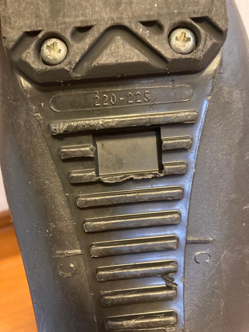 スキーセット（小学校低学年用） 板90cm、ブーツ22〜22.5cm、ストック他