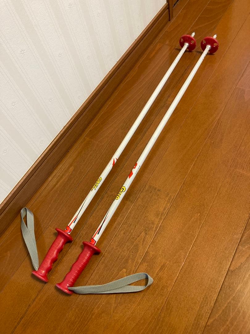 スキーセット（小学校低学年用） 板90cm、ブーツ22〜22.5cm、ストック他