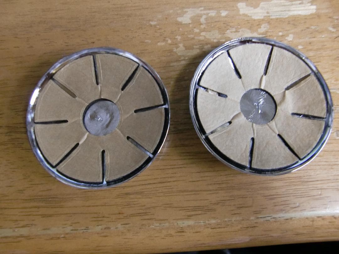 DS390126 ガスキャップメダリオン2個セット　クロームイーグル