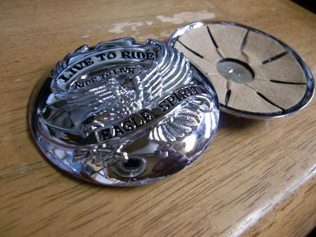 DS390126 ガスキャップメダリオン2個セット　クロームイーグル