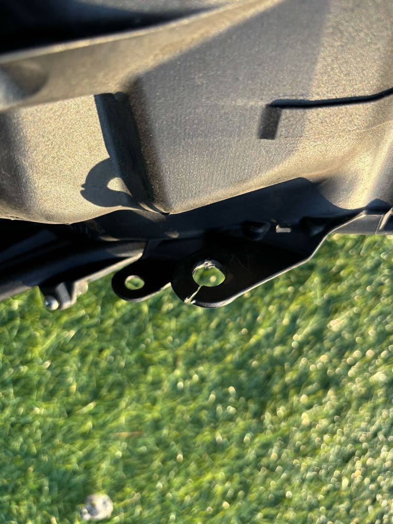 【12/30まで値下げ中】US50プリウス前期　純正ヘッドライト左右