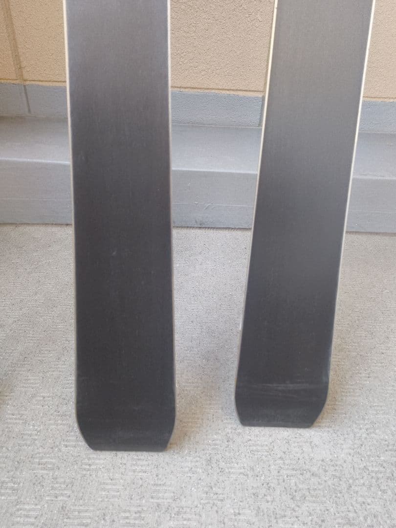 ATOMIC CLOUD 157 スキーセット ポール、カバー付き