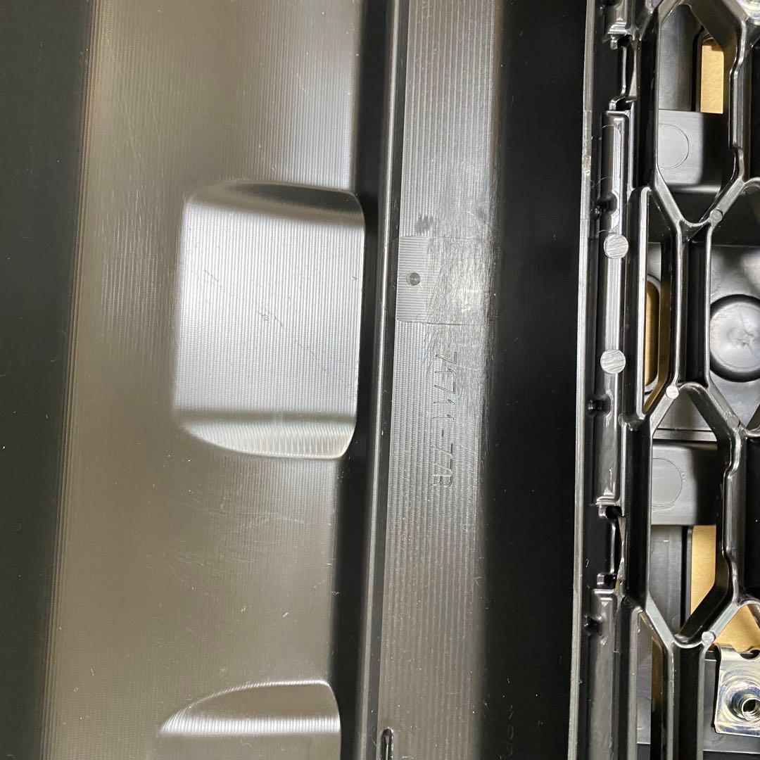 ジムニー JB64 XC 純正フロントバンパー フォグランプなし 新車外し 美品