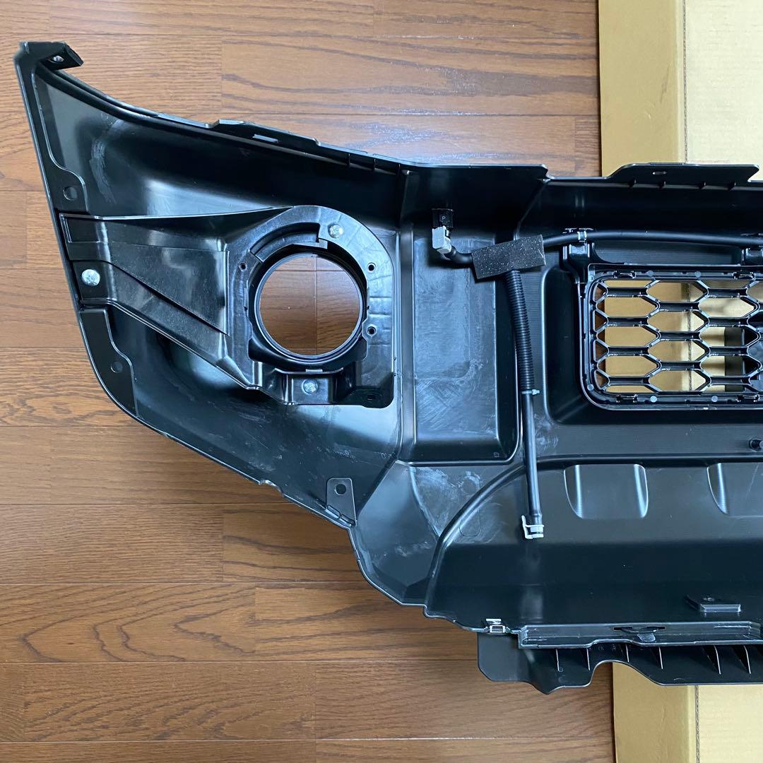 ジムニー JB64 XC 純正フロントバンパー フォグランプなし 新車外し 美品