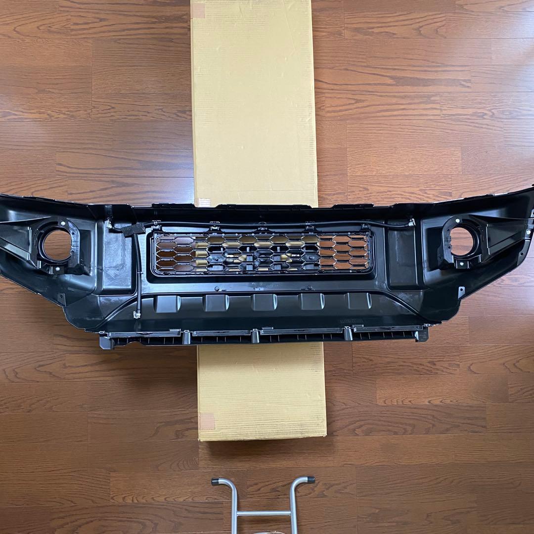 ジムニー JB64 XC 純正フロントバンパー フォグランプなし 新車外し 美品