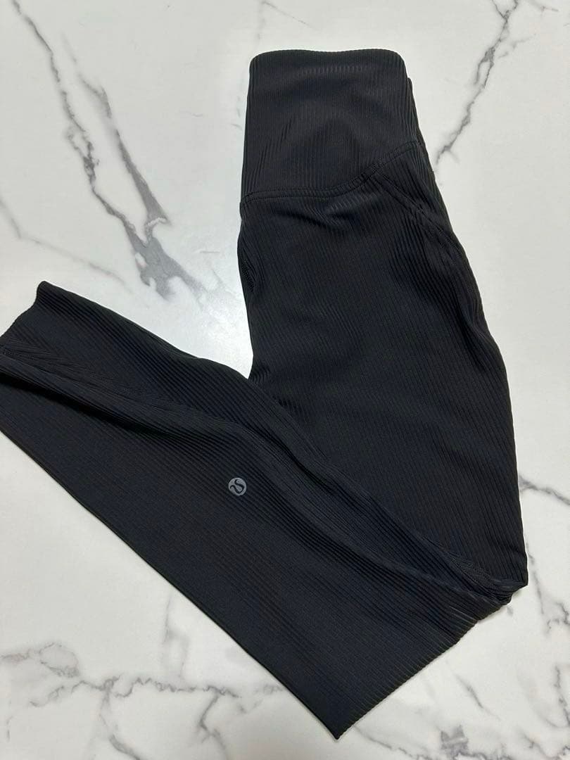 ルルレモン レギンス ヨガ ランニング Base Pace Tight XS