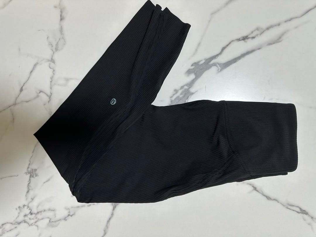 ルルレモン レギンス ヨガ ランニング Base Pace Tight XS