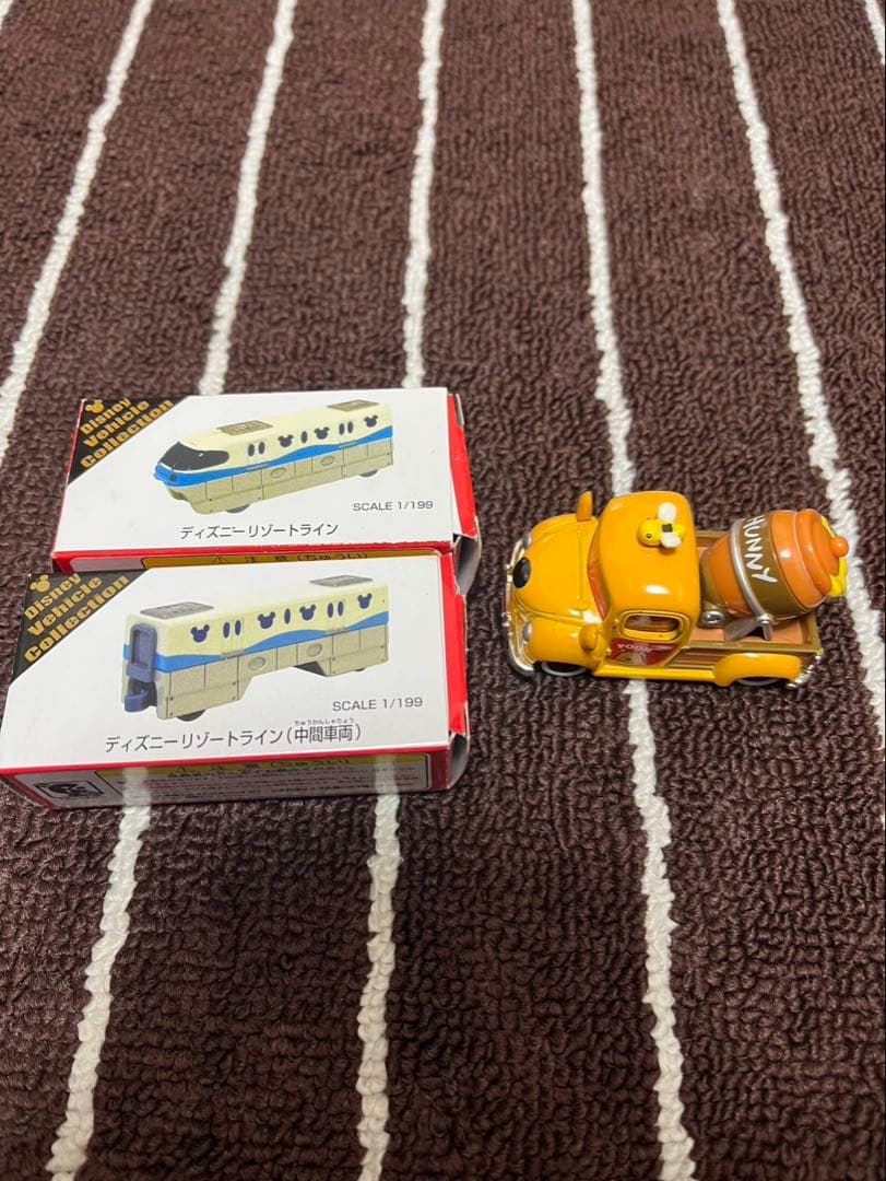 ディズニートミカ12台＋ディズニーリゾートクルーザーチョロQ1台セット3台おまけ