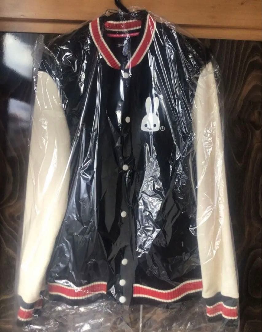 超美品 cuneキューン ウサギ 薔薇 スカル スタジャン サイズ2 小難あり