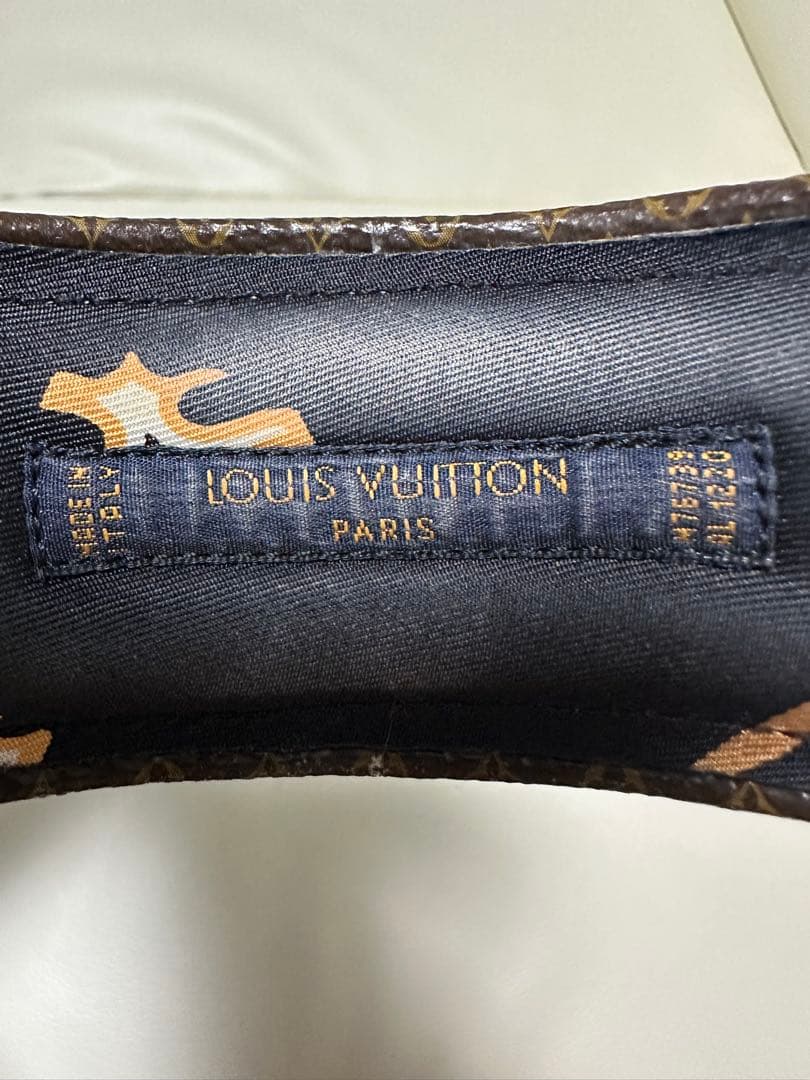 ルイヴィトン　カチューシャ