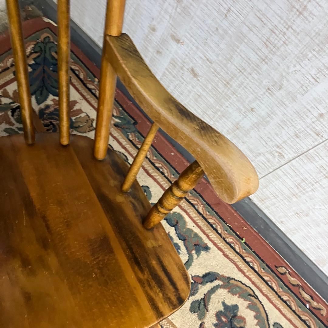 木製ロッキングチェア クラシックデザイン 肘掛け付き