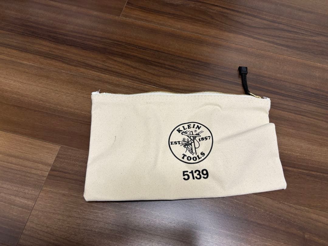 新品未使用  Tools ツールバッグ + ポーチ付