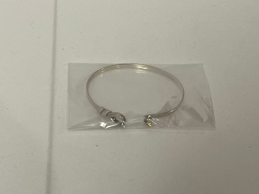 ティファニー フラットワイヤー ラブノット ブレスレット スターリングシルバー