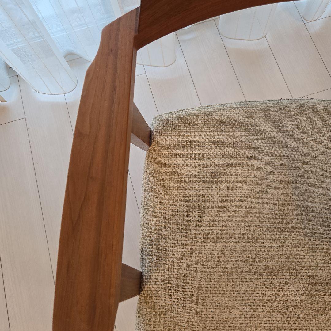 ダイニングチェア　ウォールナット無垢　ファブリック