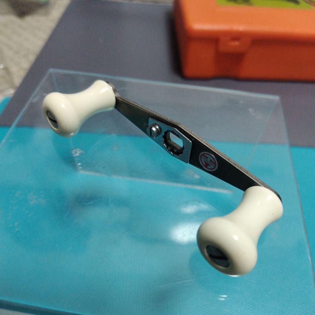 最終価格ハネダクラフト チタンハンドル 右巻き用 アブガルシア アンバサダー