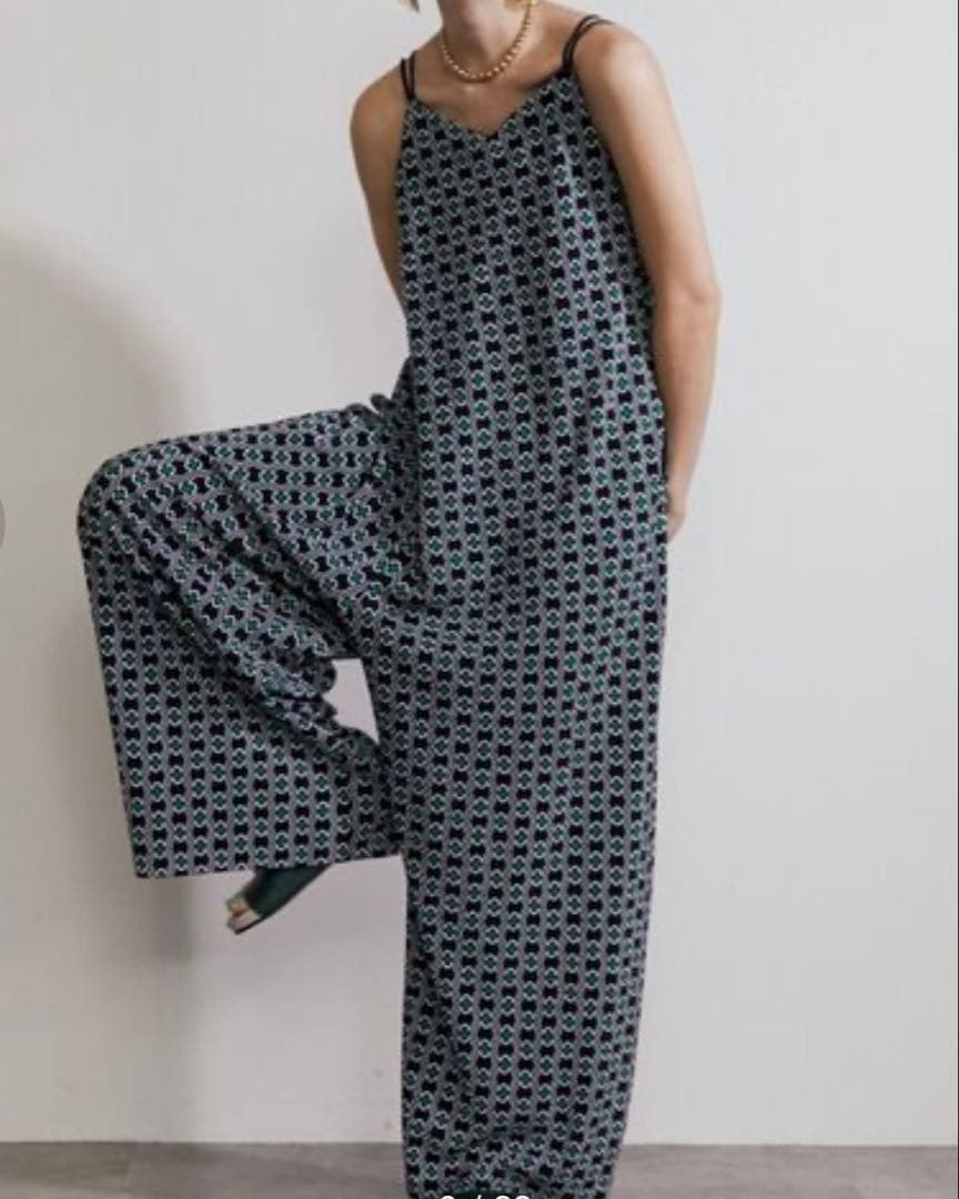 UN3D アンスリード クリスタルプリーツオールインワン 36