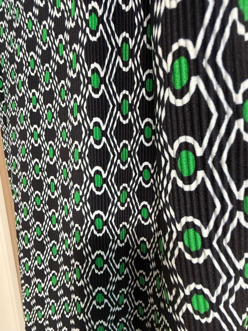 UN3D アンスリード クリスタルプリーツオールインワン 36