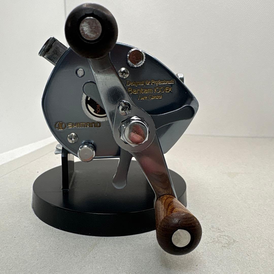 シマノバンタム100ＥＸベイトリール メタルボディ 木製ハンドル