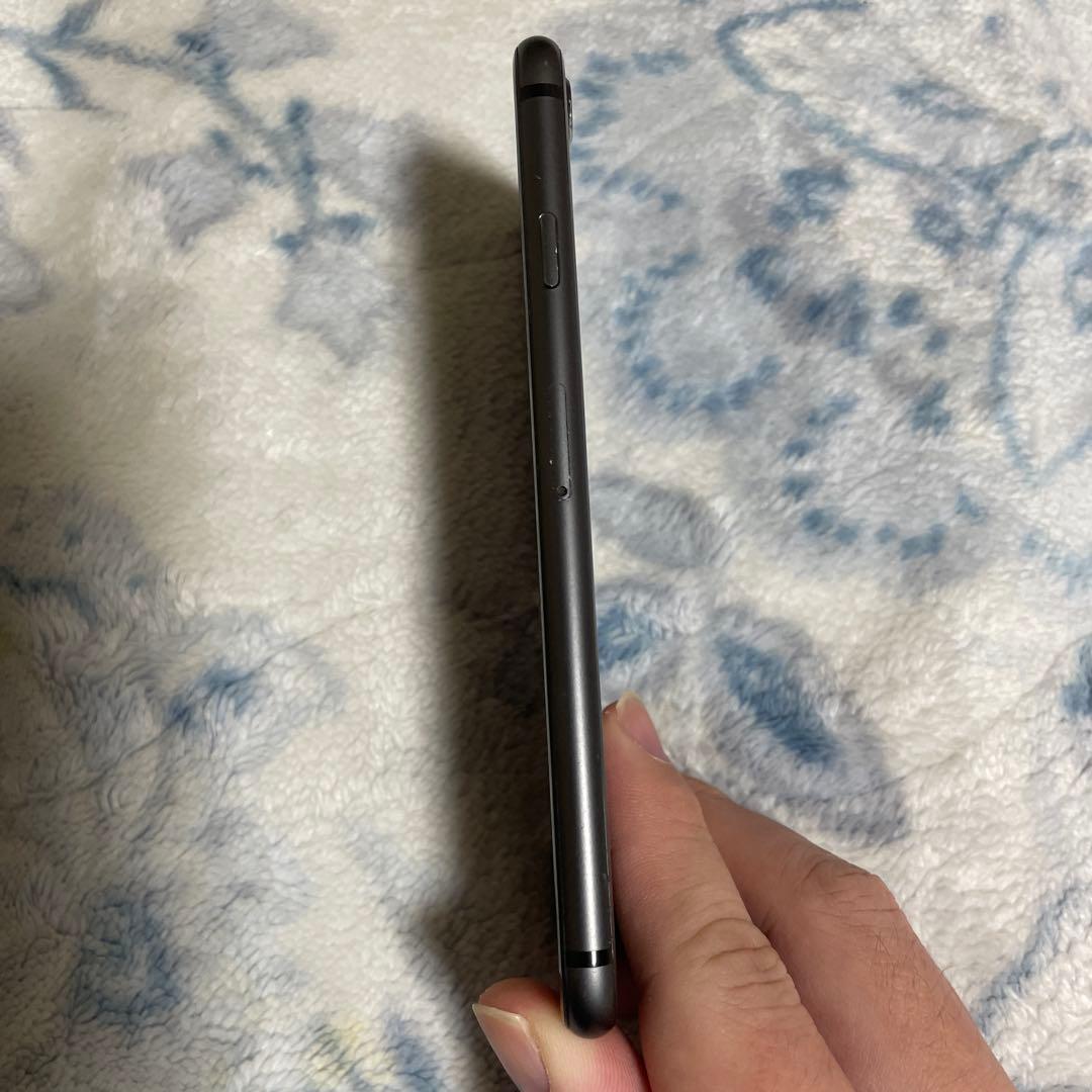 Apple iPhone 8 64GB ブラック SIMフリー