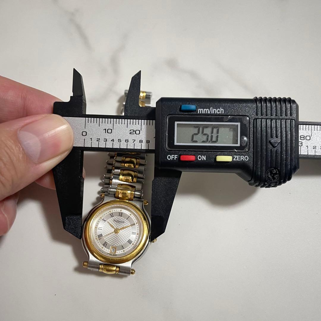 稼働品　Burberry バーバリー ゴールドベゼル　金針　デイト　腕時計