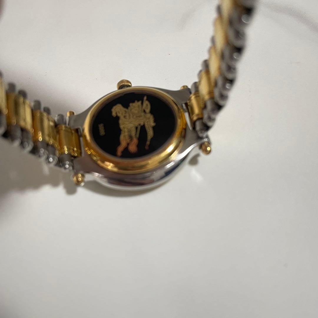 稼働品　Burberry バーバリー ゴールドベゼル　金針　デイト　腕時計