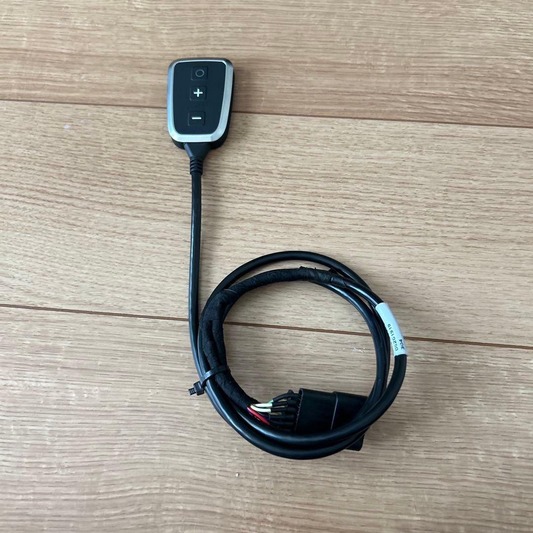 PedalBox スロットルコントローラ ベンツ用　Aクラス　Bクラス　など