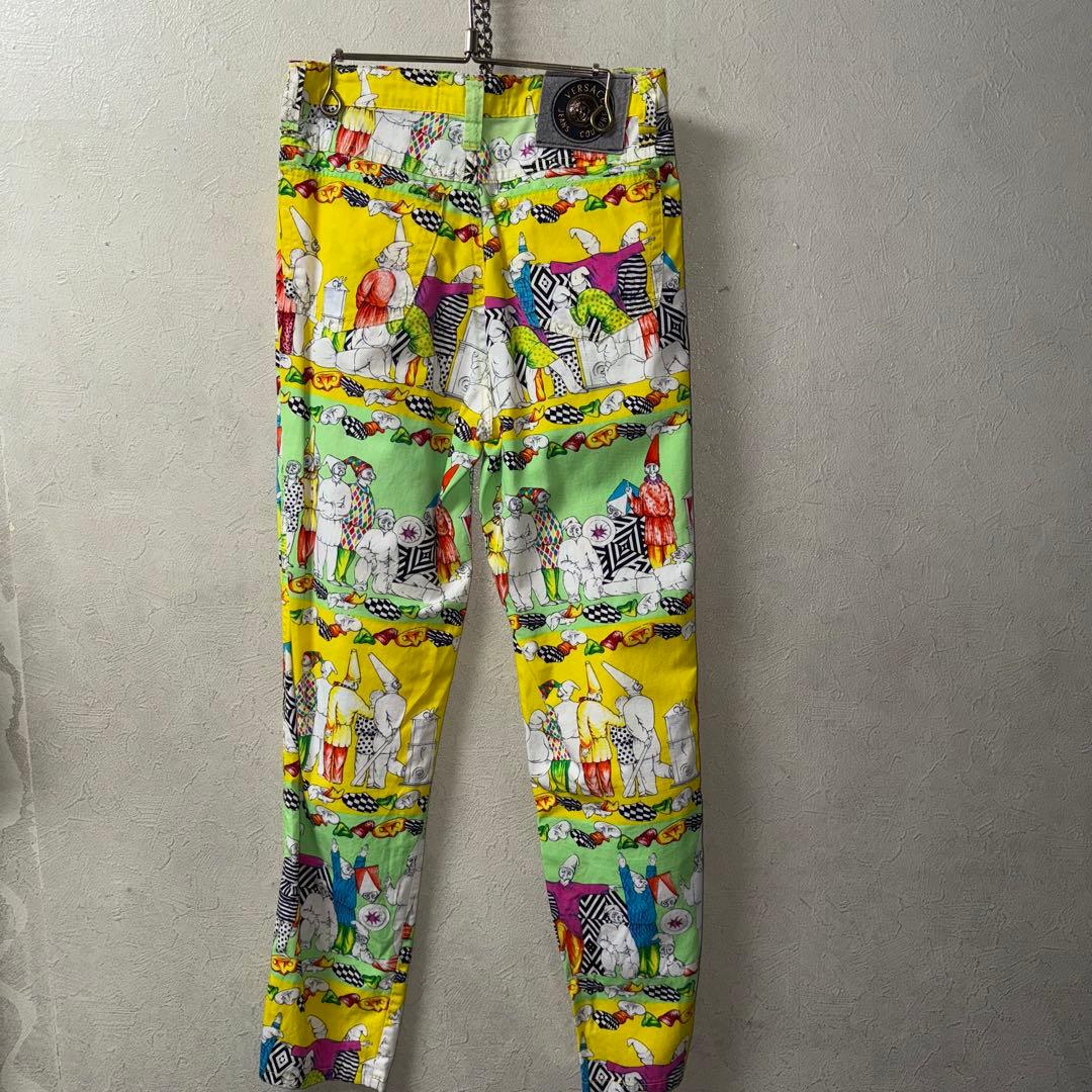 【美品】 VERSACE ヴェルサーチ　柄パンツ　ゴールド　総柄　派手