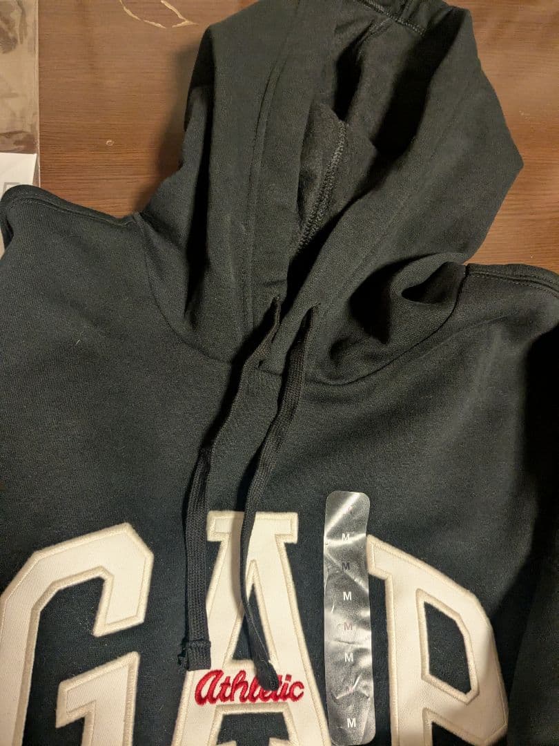 GAP ブラック フード付きパーカー Mサイズ