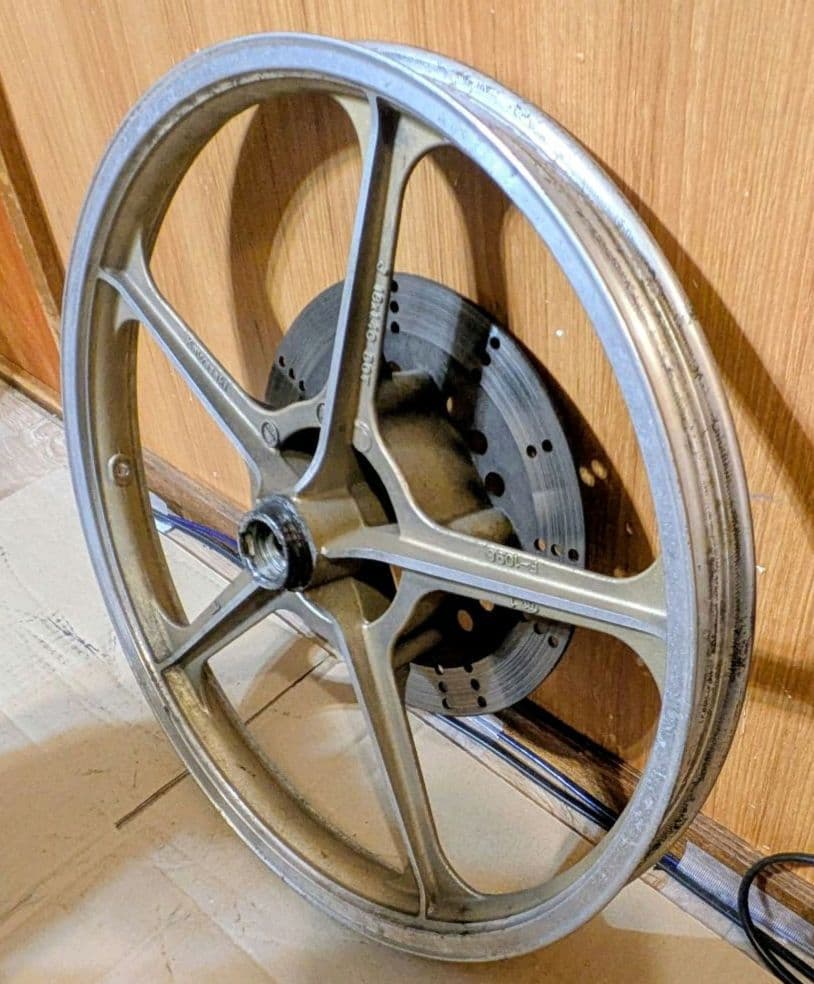 K*Z様 レアアイテム カワサキ純正AR125用前後ホイールセット(中古品)