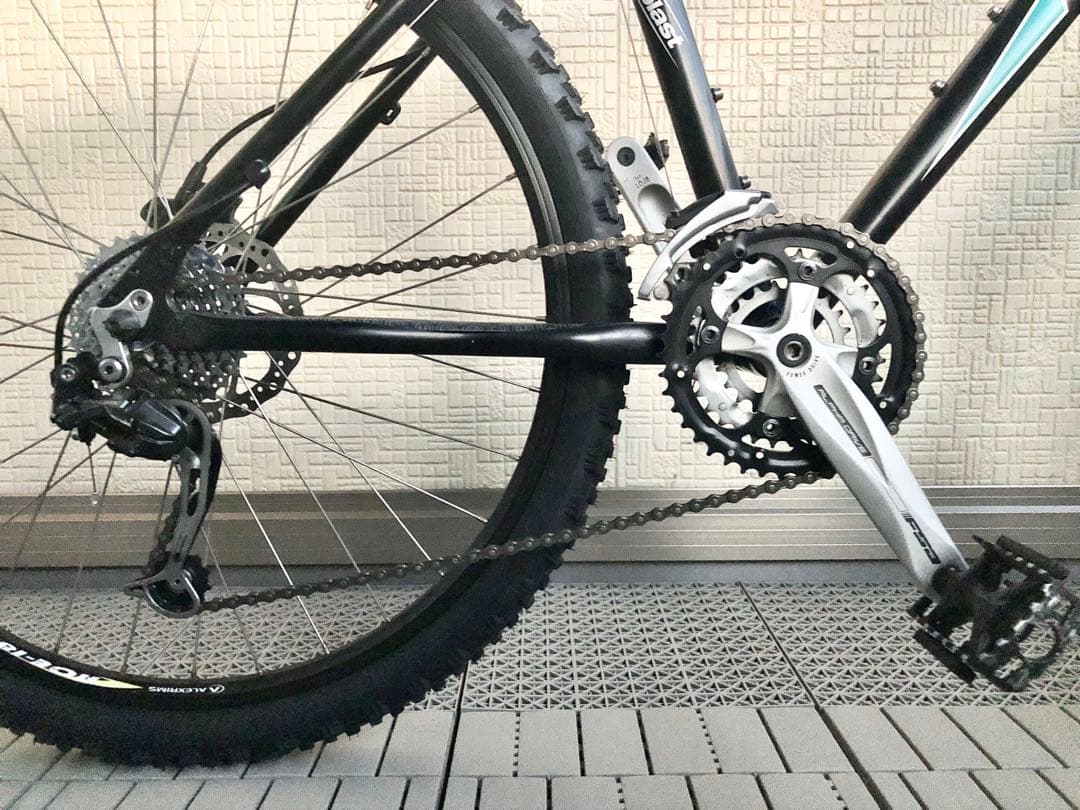 【和柄モデル新古品】KONA BLAST 24速　マウンテンバイク　CT460