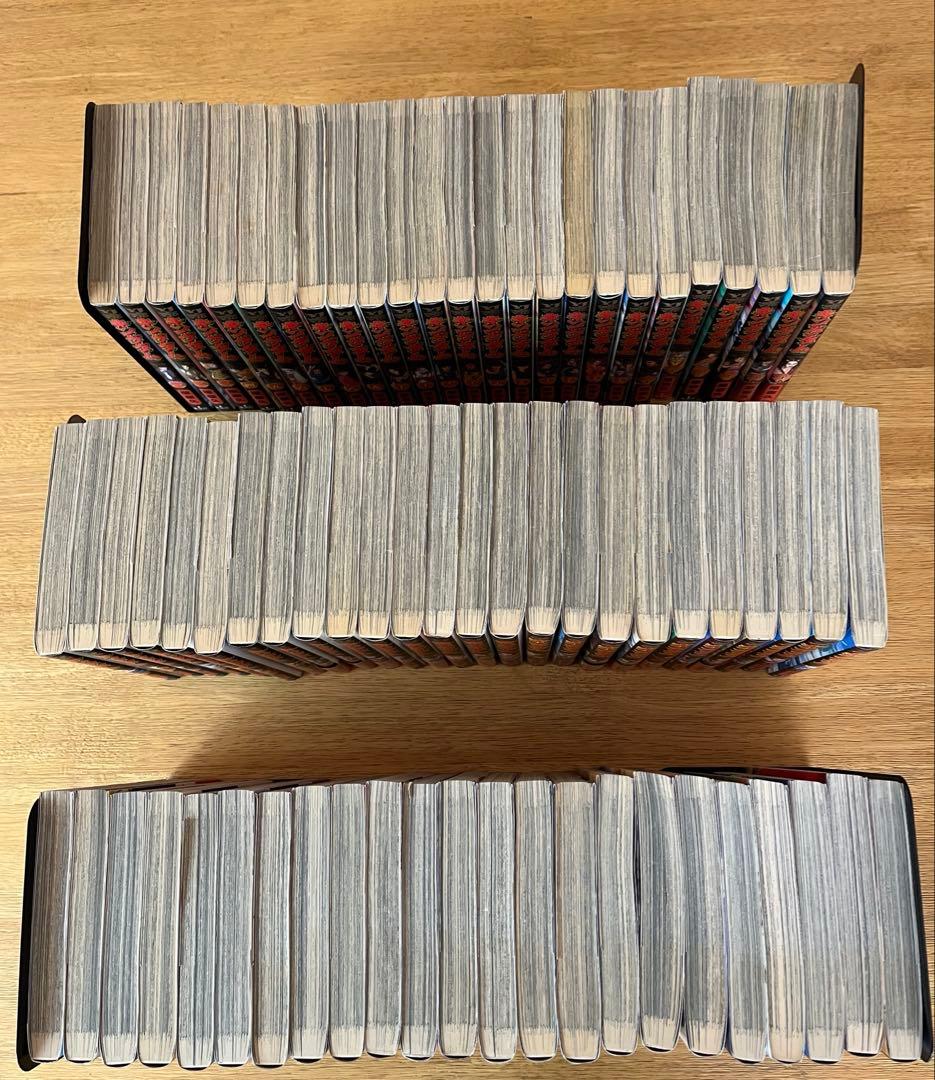 キングダム　1〜73巻　全巻セット＋ビジュアルステッカー　　　初版多数