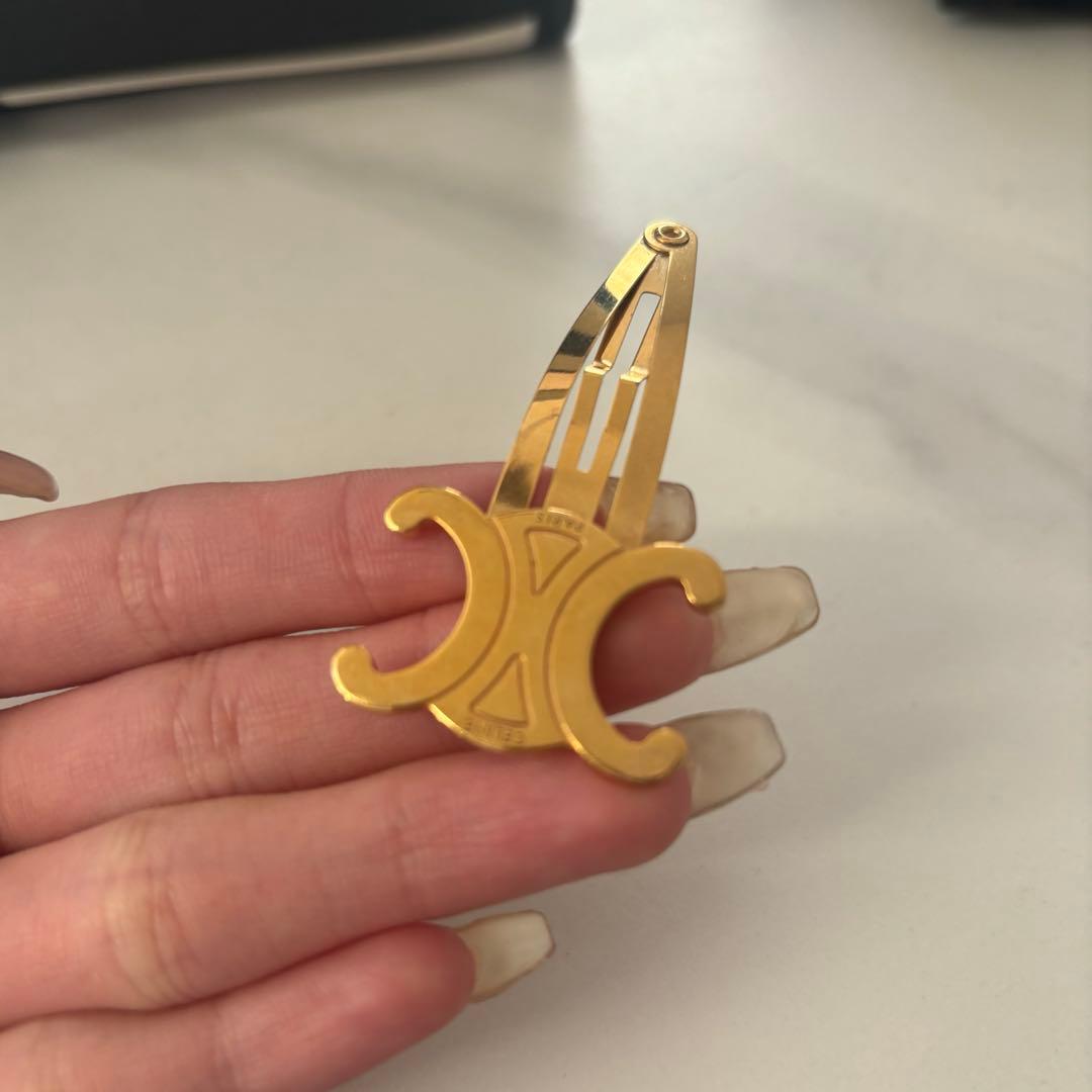 CELINE ゴールド ヘアピン 巾着付き