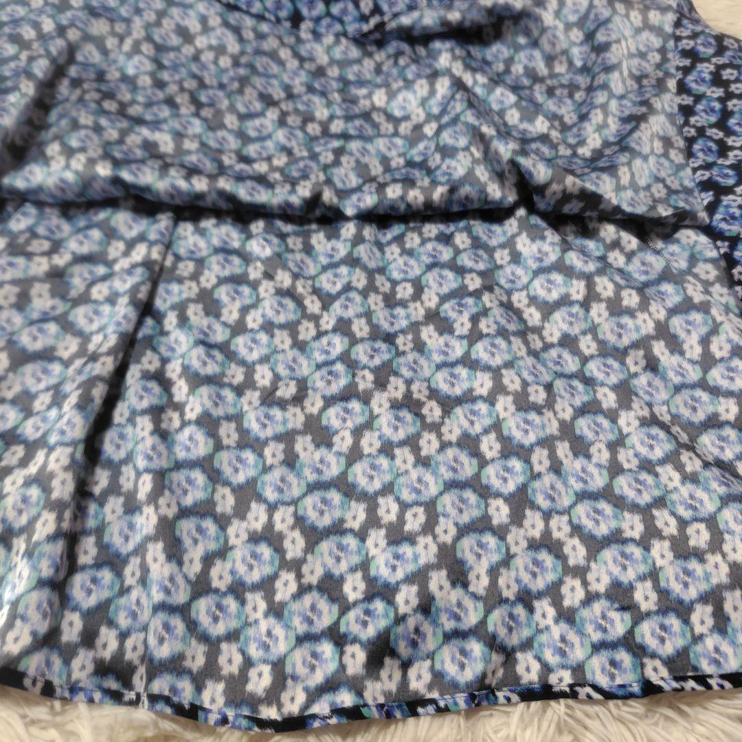 【極美品♡2024】ボールジィ　ブルリーフラワープリントクルーネックワンピース