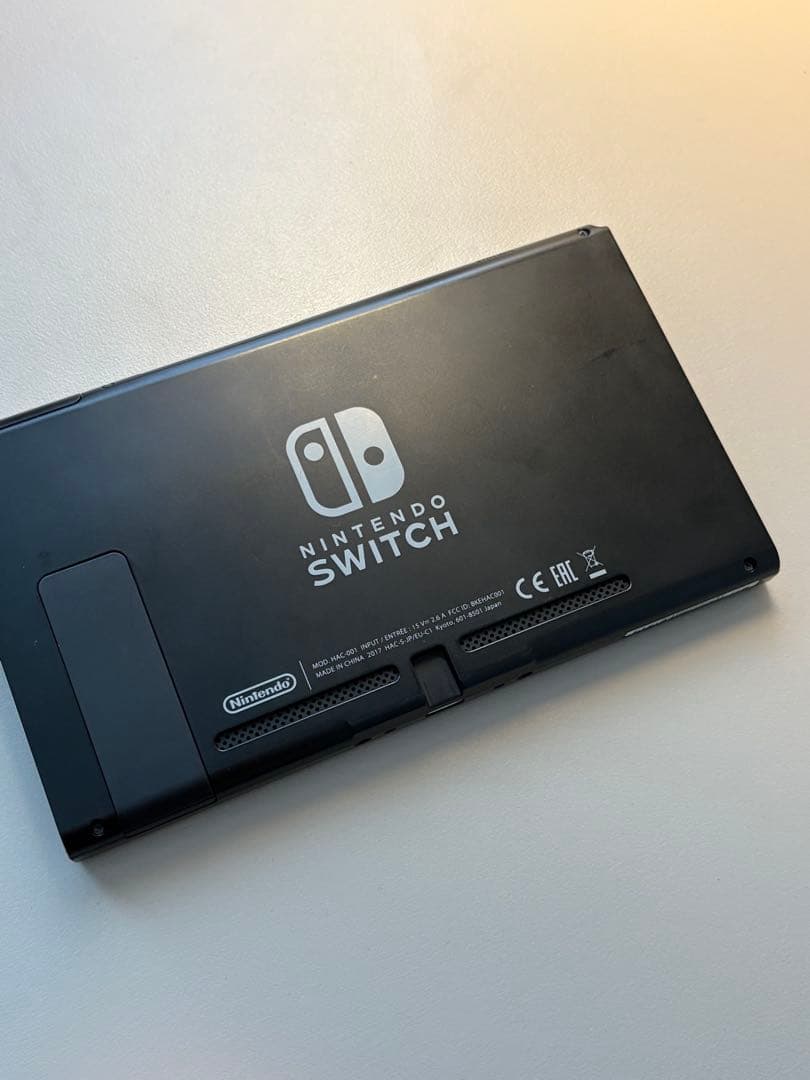 【メモリーカード付属】Nintendo Switch 本体 ブラック　16GB