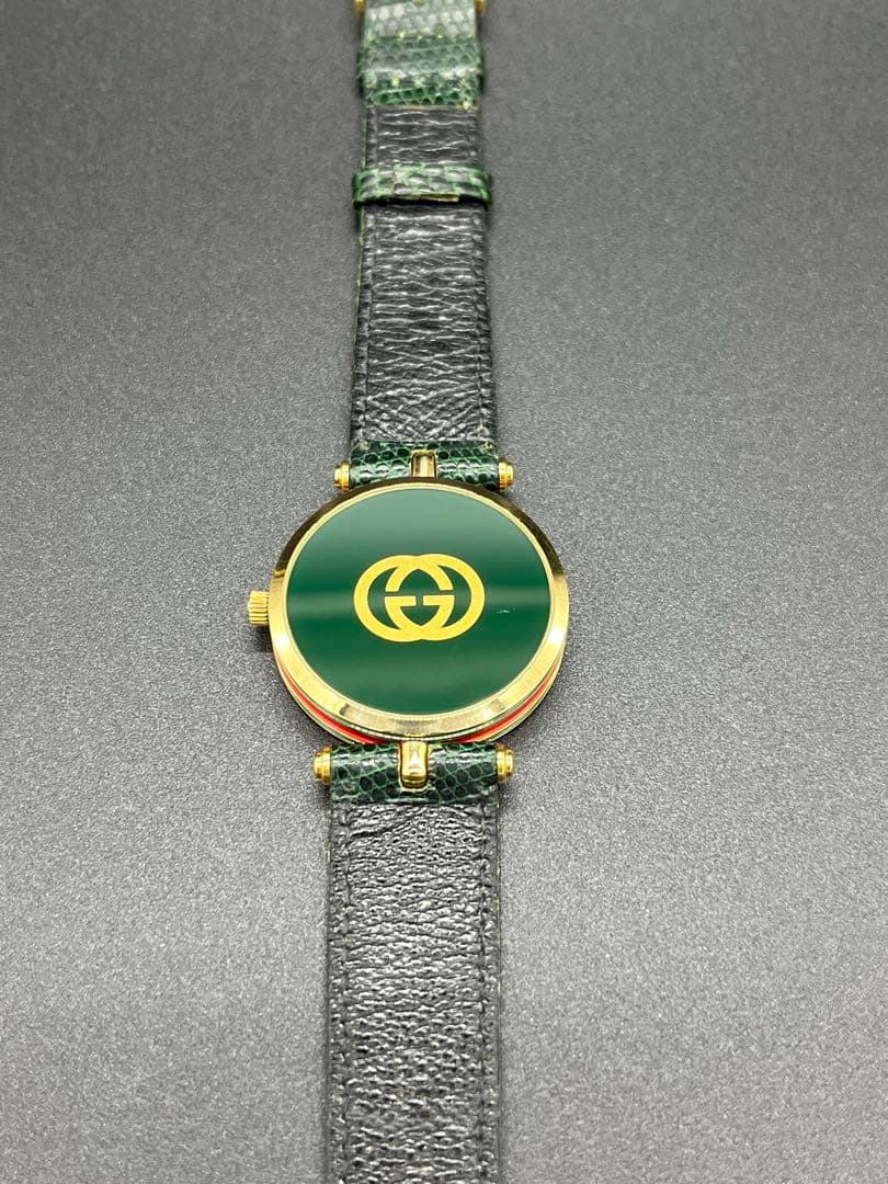 稼働品 GUCCI 腕時計 新品電池交換 レディース シェリーライン 緑 金