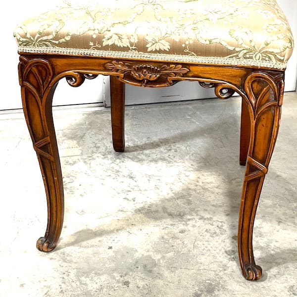 フランスアンティーク　ダイニングチェア　飾り椅子　ドレッサーチェア