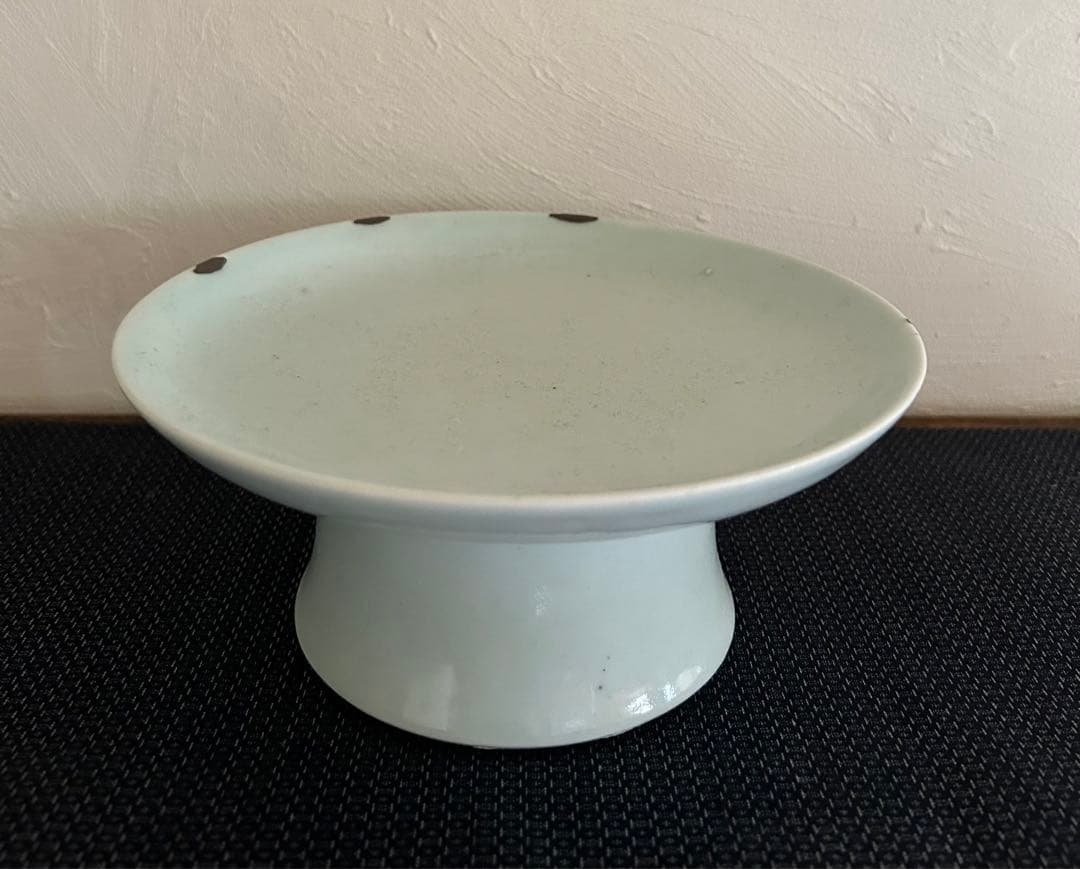 李朝　白磁高台祭器