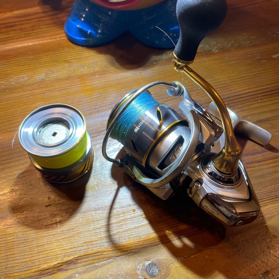 ダイワ　フリームスLT-4000-CXH サブスプール付き