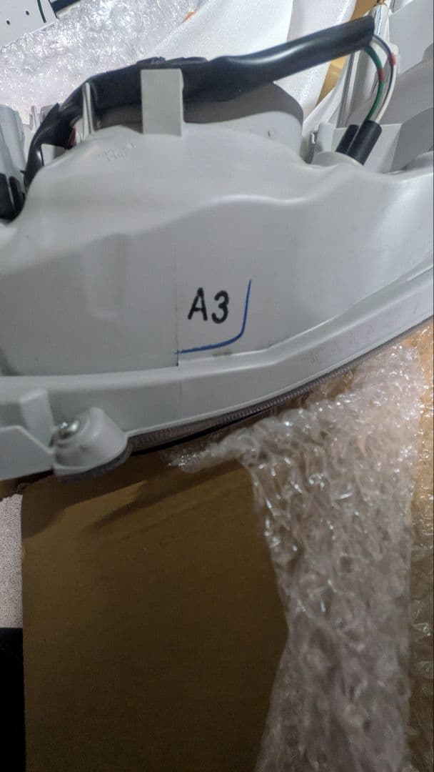 ダークプライムS 純正LEDヘッドライト