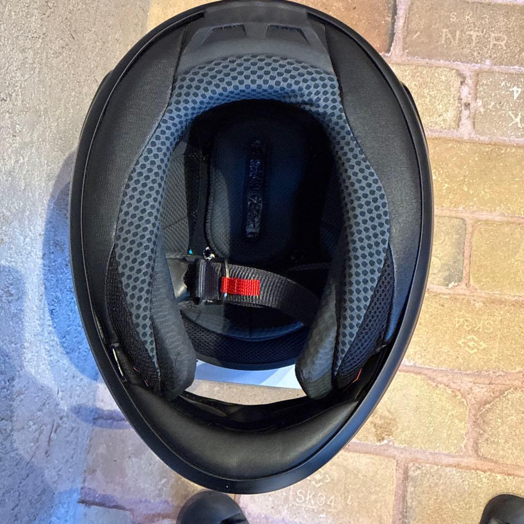 Arai Astro IQ フルフェイスヘルメット ガンメタXL 未使用