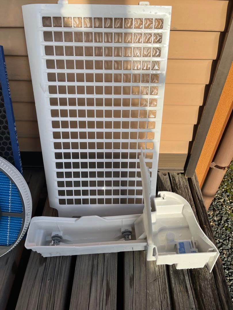 SHARP加湿空気清浄機プラズマクラスター2020年製KC-L50-W