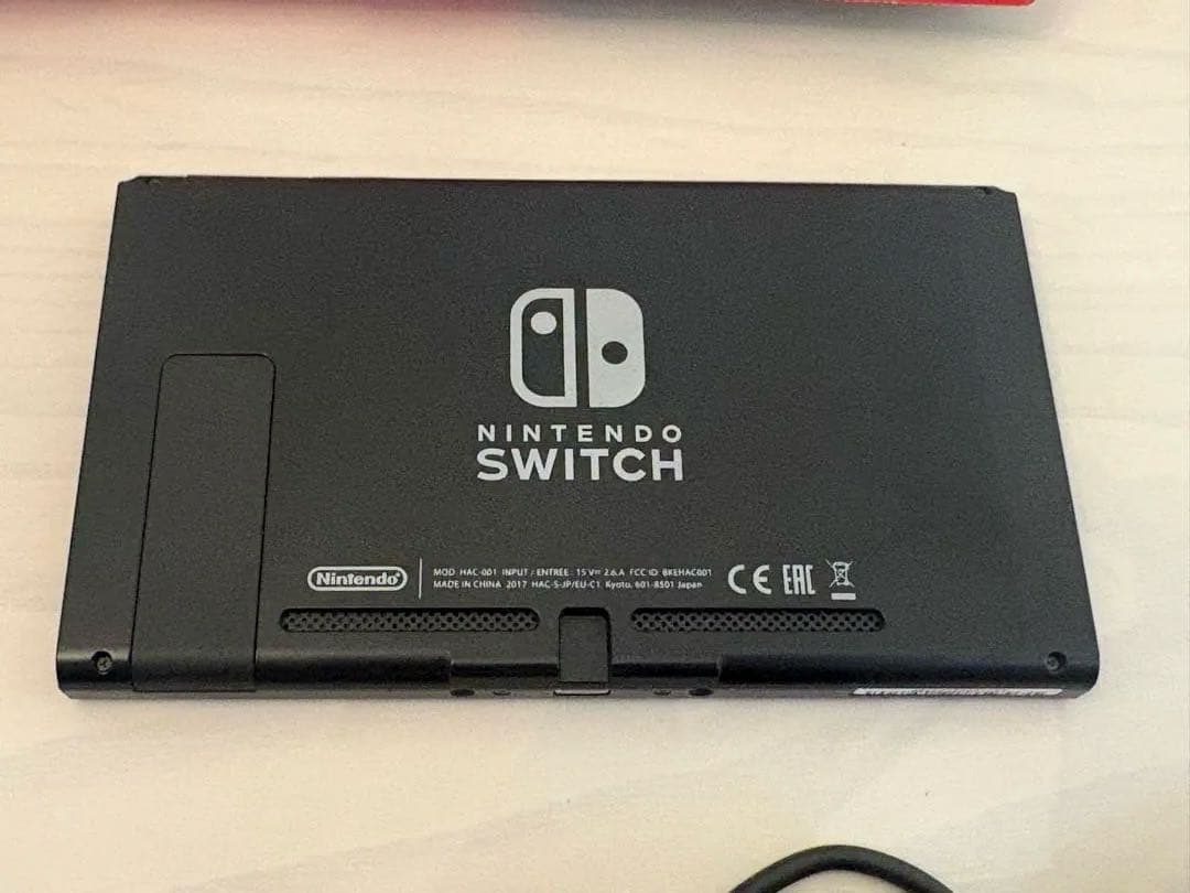 Nintendo Switch 本体　ジョイコンなし　黒グレー