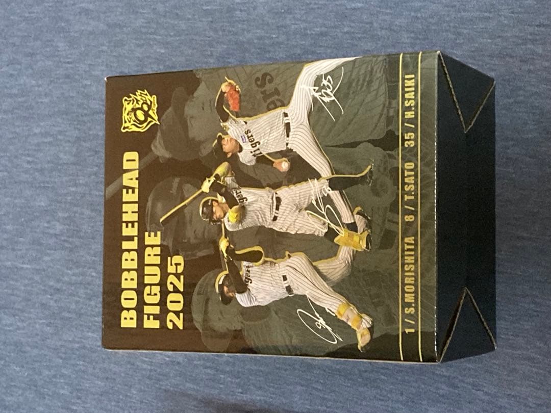 【非売品】 阪神タイガース　佐藤輝明選手　ボブルヘッド 人形