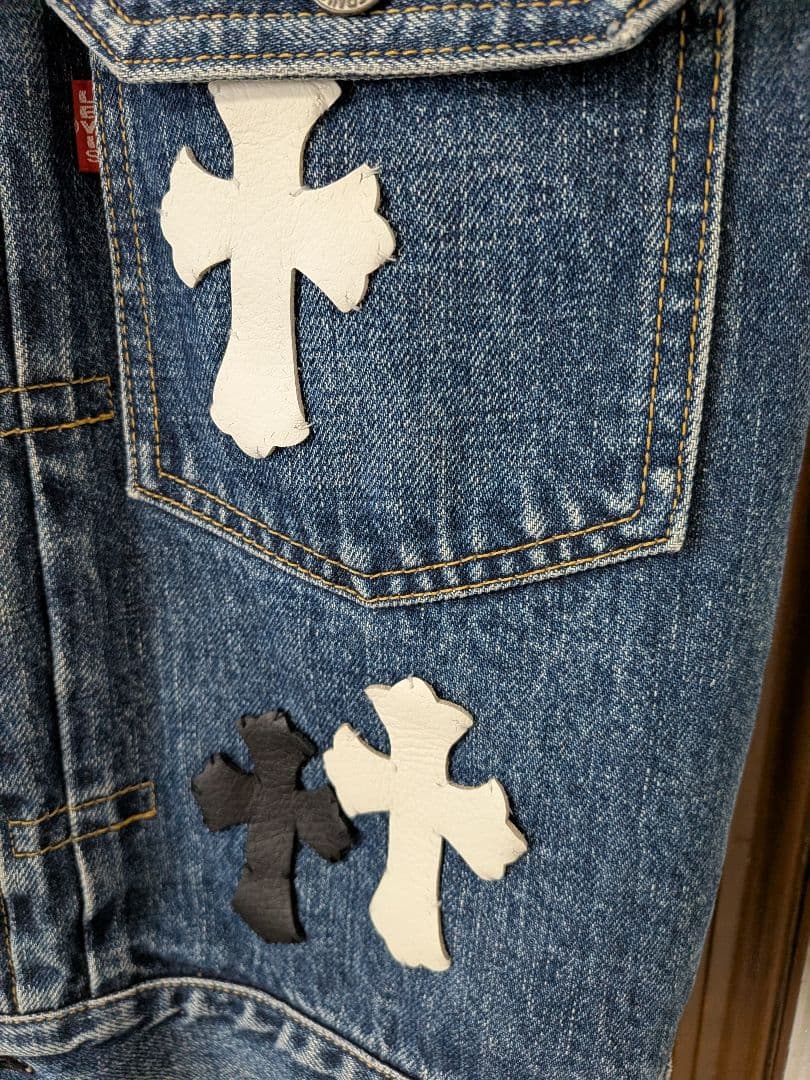 LEVI'S リーバイス サイズ38 デニムベスト クロスパッチカスタム