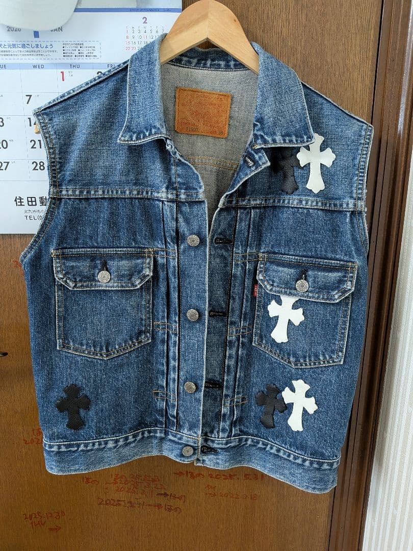 LEVI'S リーバイス サイズ38 デニムベスト クロスパッチカスタム