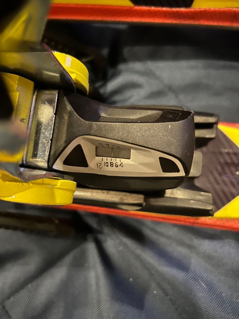 Atomic redster GS スキー板 R18.4m 179cm