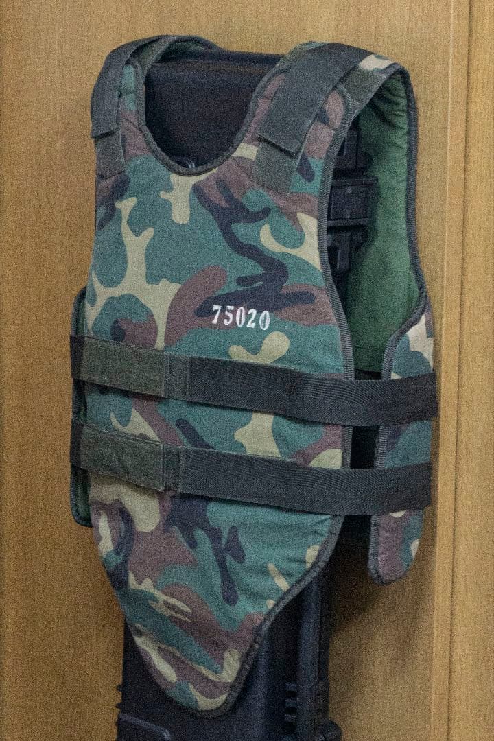 【実物】中国人民解放軍 04式 防弾チョッキ 砲兵用 フルセット 2006年製